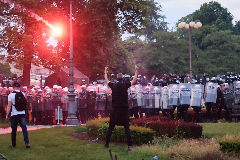 Studenti u blokadi: Naše kolege su u Urgentnom, policija čuvala osobe za koje sumnjamo da  pripadaju kriminalnom miljeu